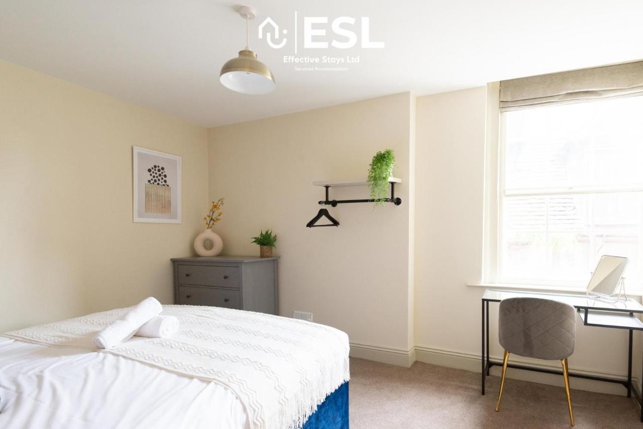 Shrewsbury Square - 2 Bedroom Second Floor Apartment - Perfect Central Location For Exploring Шрусбъри Екстериор снимка